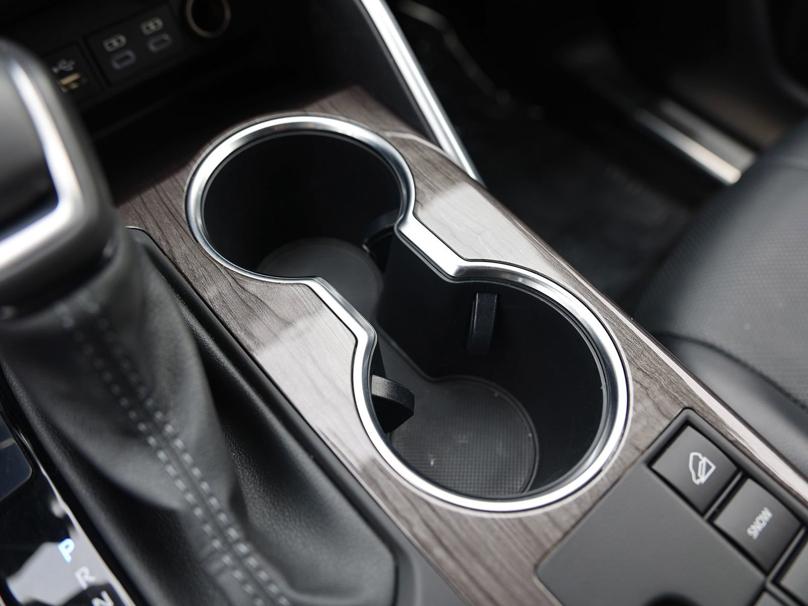 Used 2023 Toyota Highlander Platinum AWD/4WD image 36