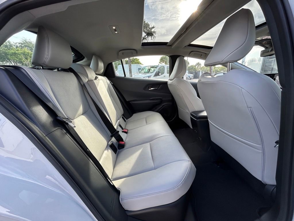 Used 2024 Toyota Prius Limited w/ Limited Premium Package FWD image 29
