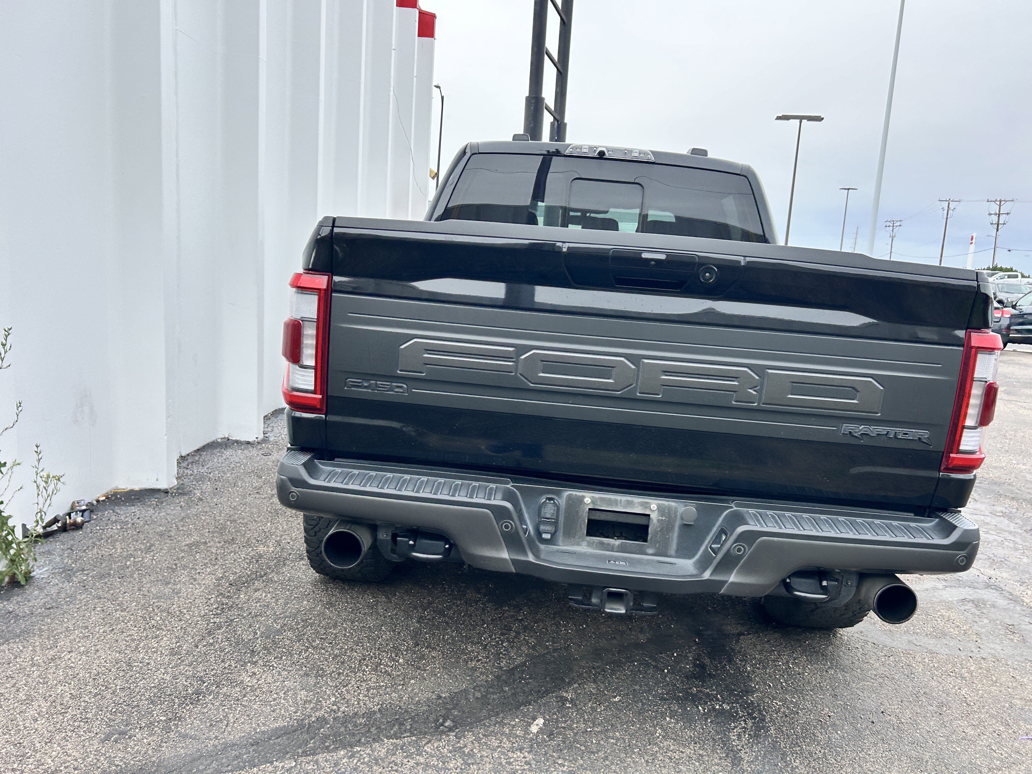 Certified 2023 Ford F150 Raptor w/ Raptor Carbon Fiber Package AWD/4WD image 4