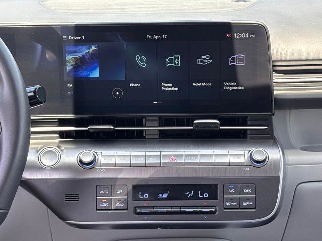 Used 2025 Hyundai Kona SEL FWD image 25
