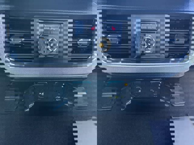 Certified 2023 Ford F150 Platinum w/ Equipment Group 701A High image 15