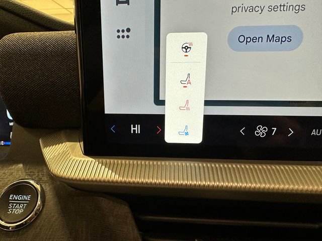 Certified 2025 Ford Explorer Platinum w/ Ultimate Package image 15