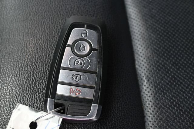 Certified 2021 Ford Explorer Limited AWD/4WD image 27