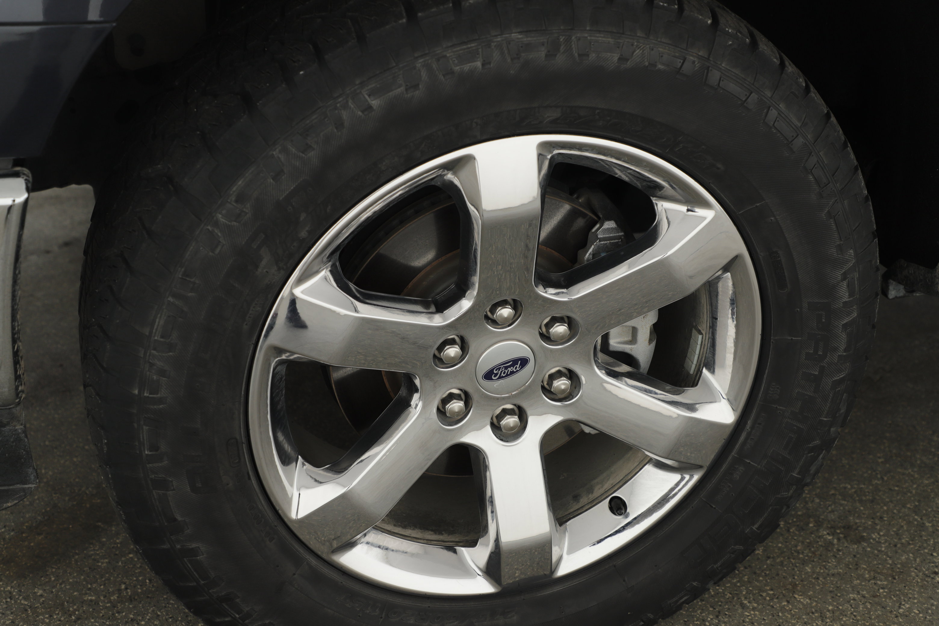 Certified 2021 Ford F150 Lariat w/ Equipment Group 502A High image 4