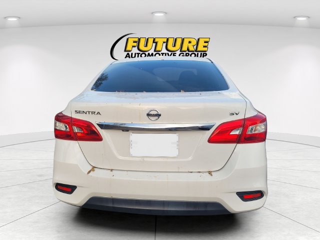 Used 2019 Nissan Sentra SV FWD image 4
