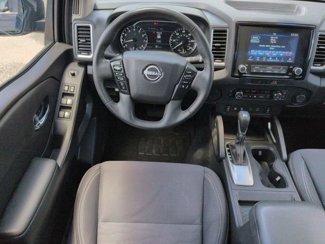 Used 2023 Nissan Frontier SV w/ SV Convenience Package RWD image 16