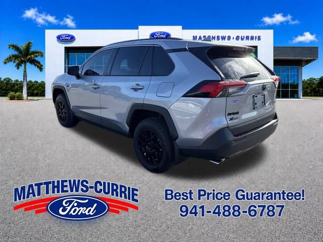 Used 2025 Toyota RAV4 XLE w/ Convenience Package FWD image 6