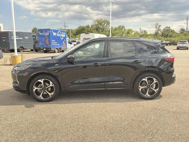Certified 2023 Ford Escape ST-Line Elite w/ Premium Technology Package AWD/4WD image 5