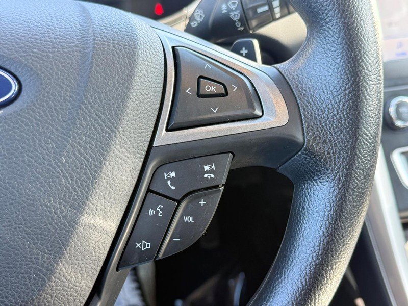 Certified 2019 Ford Fusion SE FWD image 18