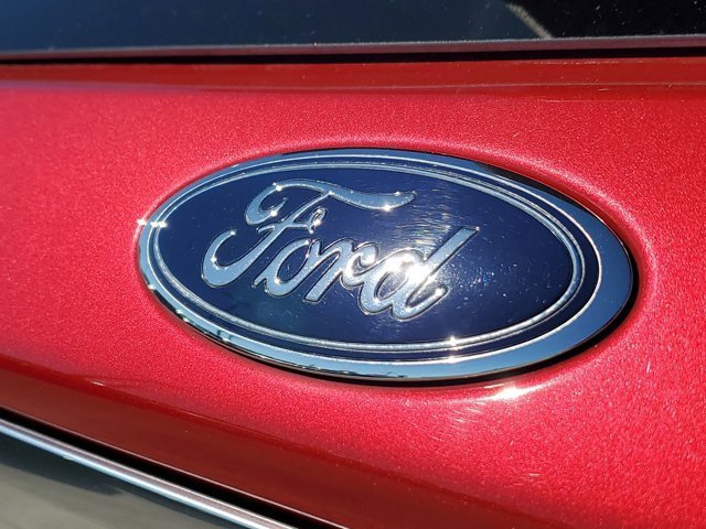 Certified 2020 Ford Explorer Platinum w/ Premium Technology Package image 11