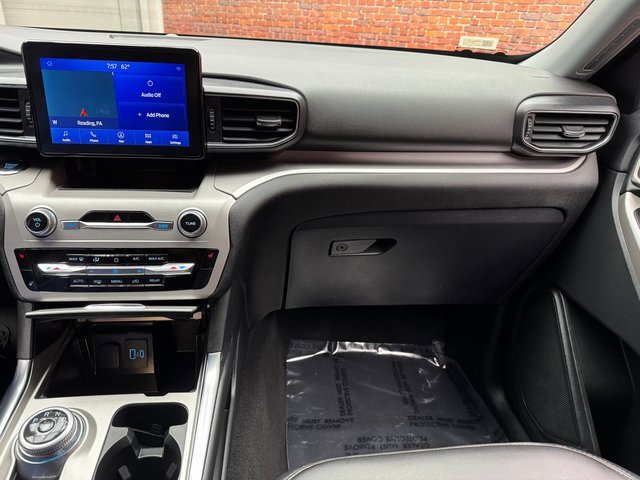 Certified 2023 Ford Explorer XLT w/ Equipment Group 202A image 17