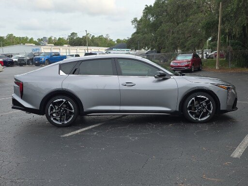 Used 2025 Kia K4 EX w/ GT-Line Premium Package FWD image 2
