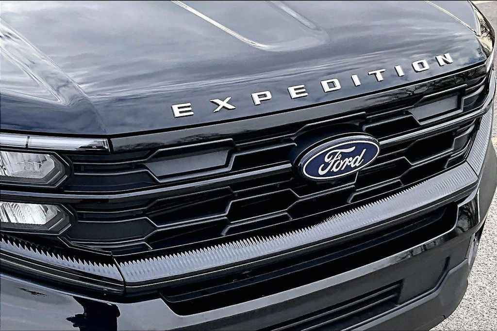 Certified 2025 Ford Expedition Max Active image 30