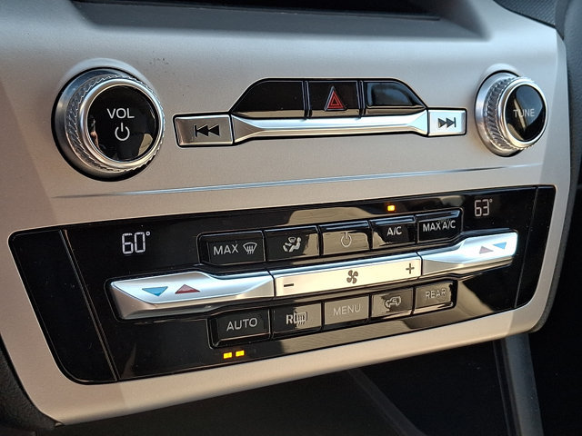 Certified 2021 Ford Explorer 4WD image 17