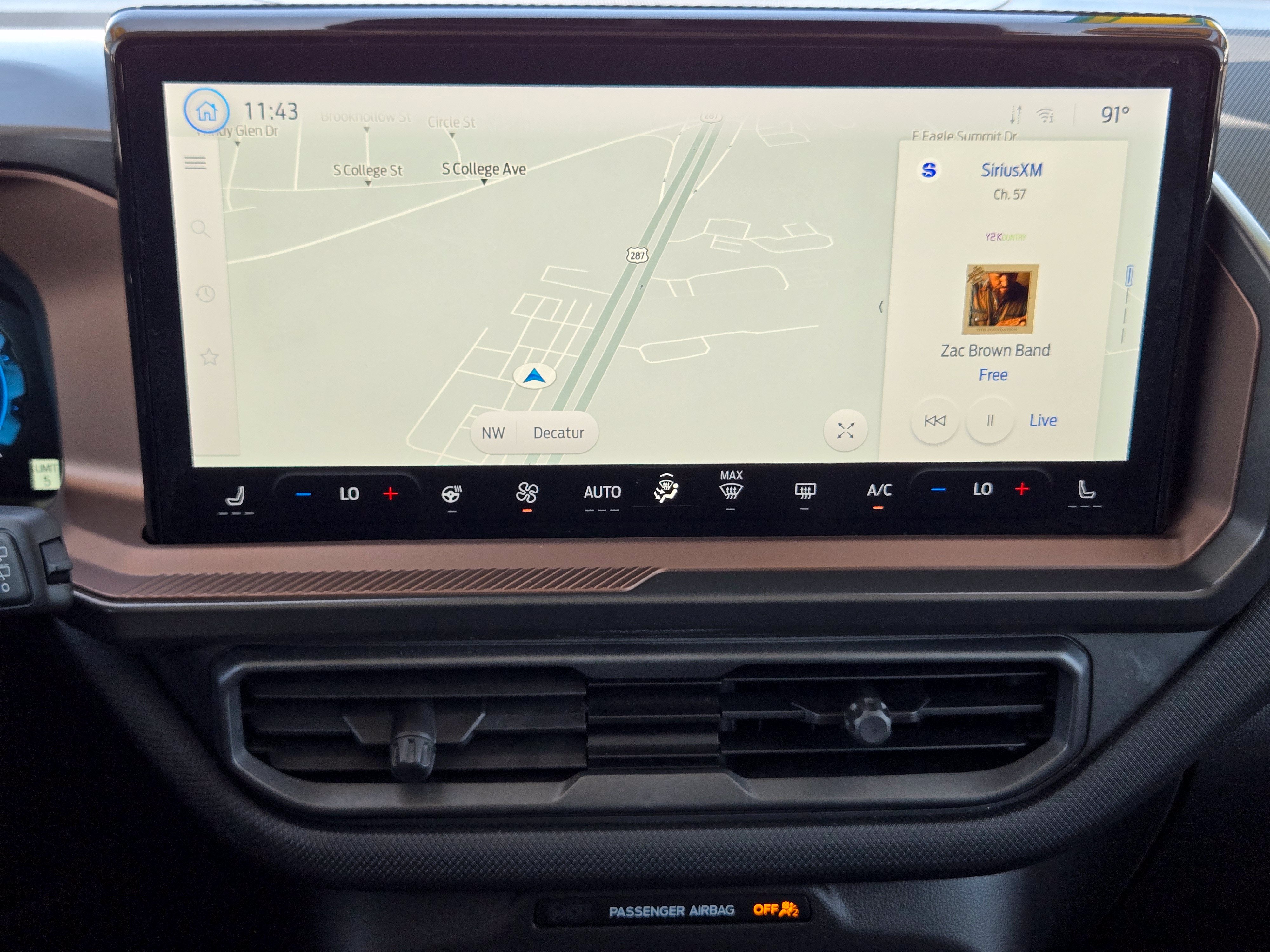 Certified 2025 Ford Bronco Sport Outer Banks w/ Outer Banks Tech Package+ AWD/4WD image 17