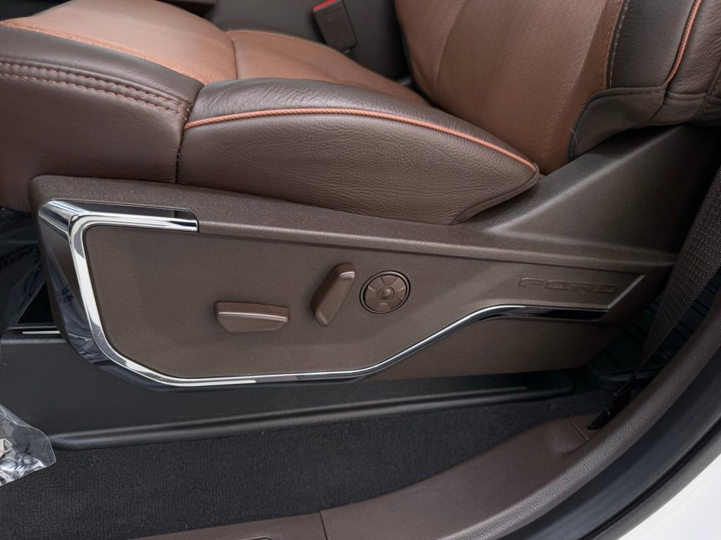 Certified 2025 Ford F450 King Ranch image 13