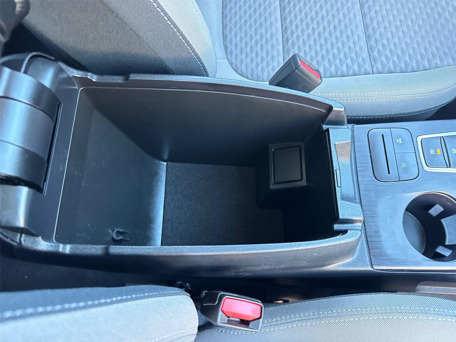 Certified 2021 Ford Escape SE w/ Convenience Package image 18