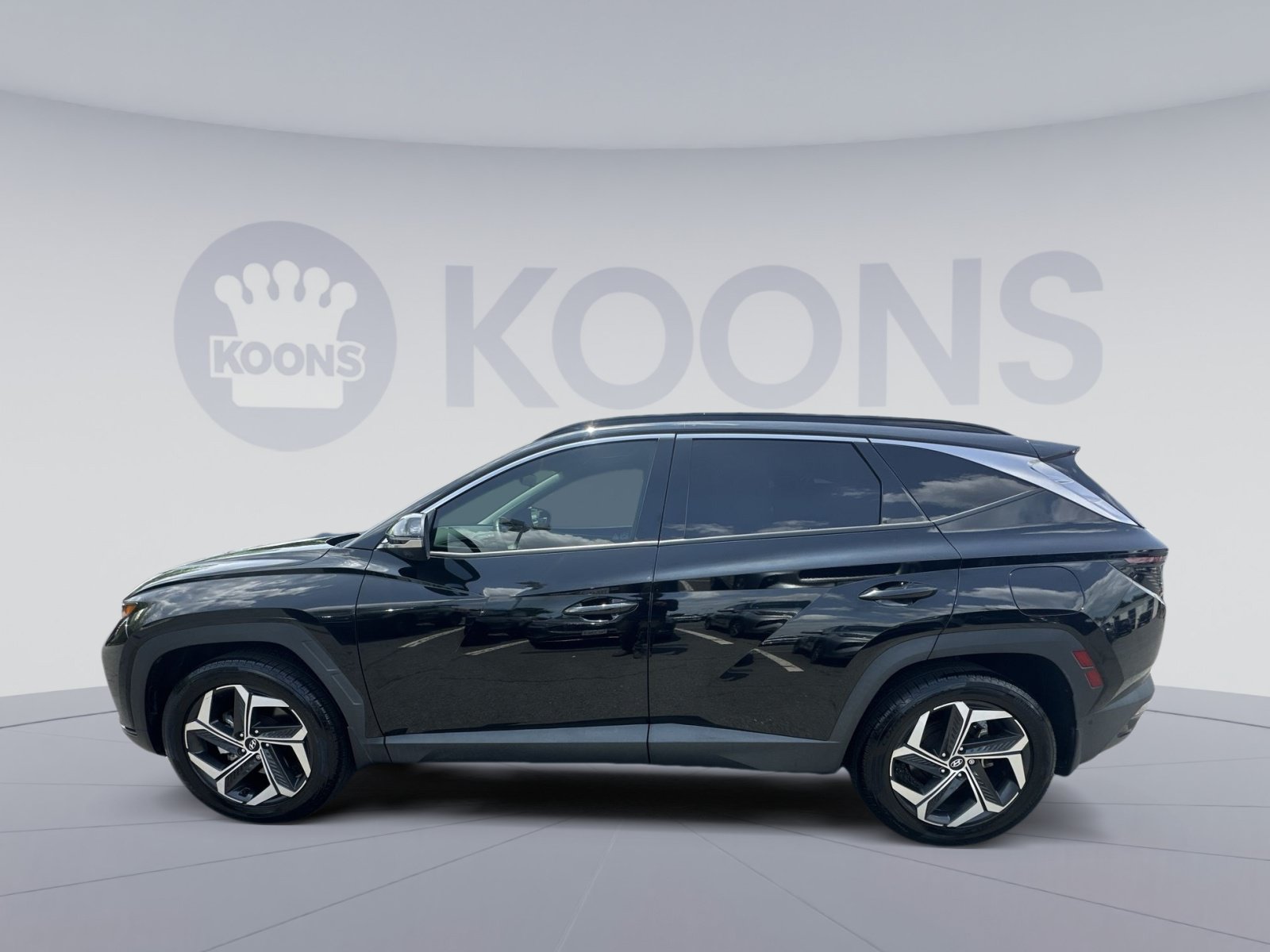 Used 2022 Hyundai Tucson Limited w/ Cargo Package AWD/4WD image 7