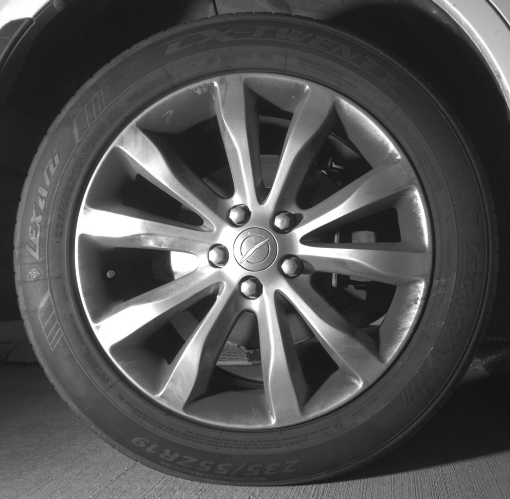Used 2020 Chrysler 300 Limited AWD/4WD image 13