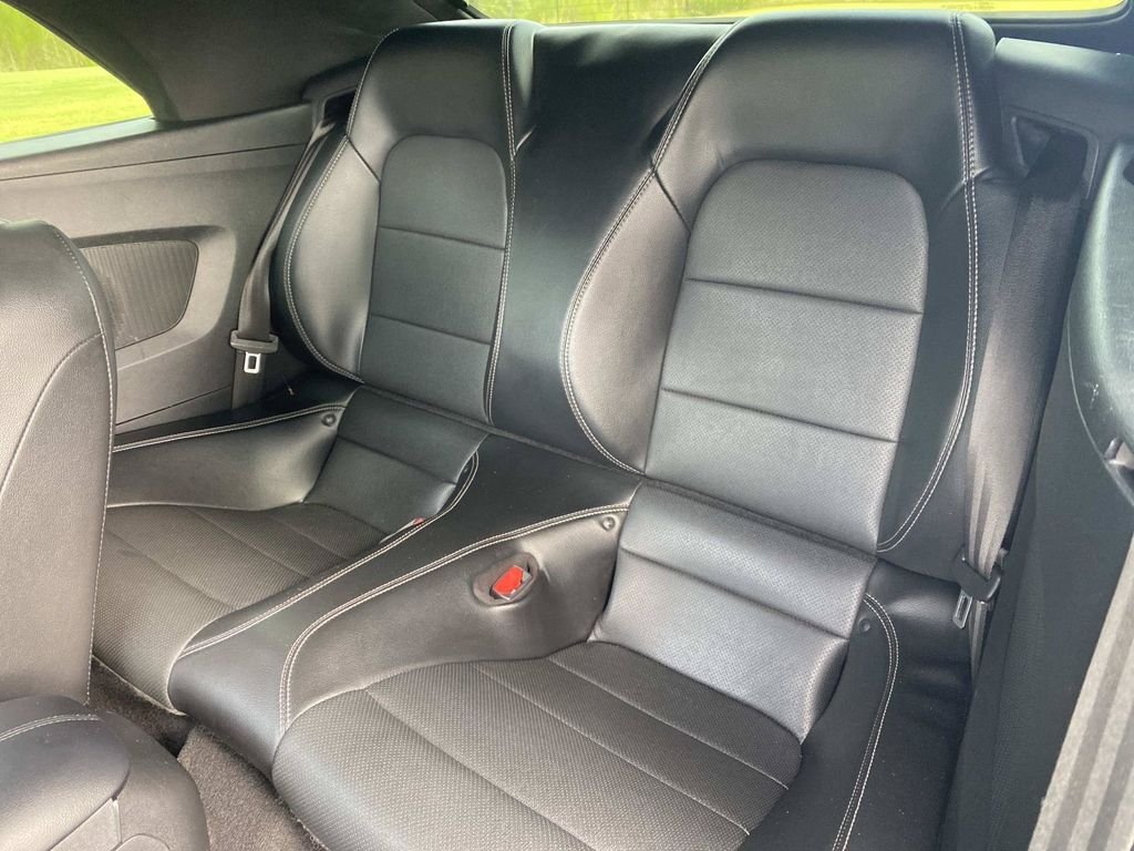 Certified 2022 Ford Mustang Premium RWD image 13