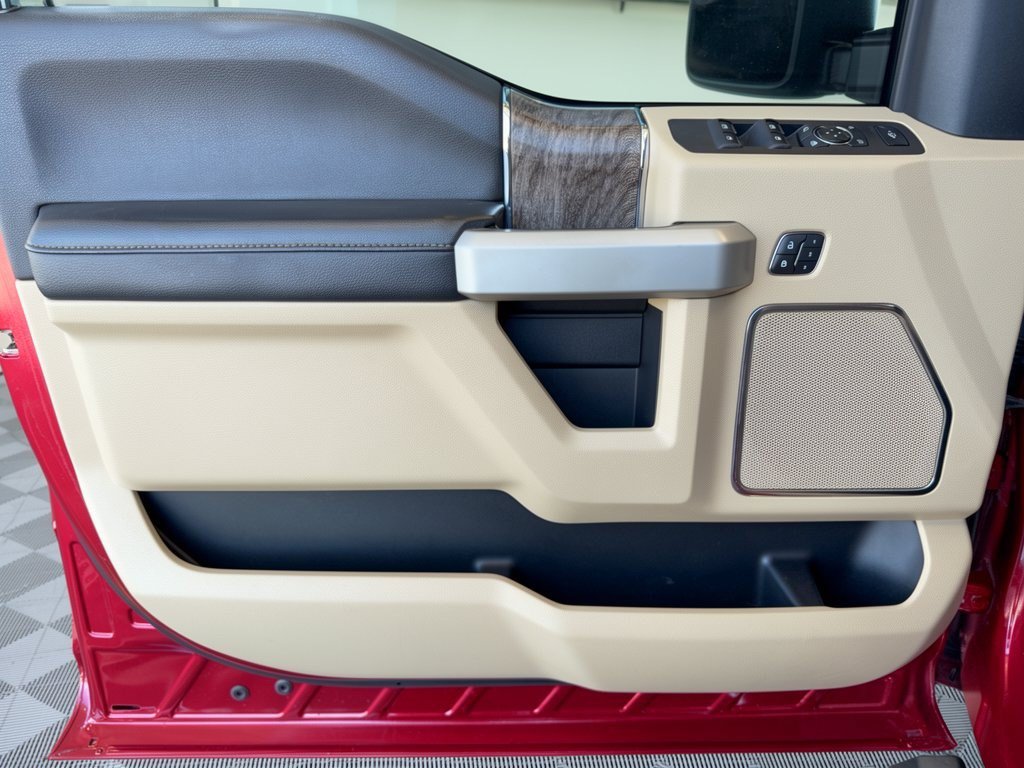 Certified 2019 Ford F250 Lariat w/ Lariat Value Package AWD/4WD image 14