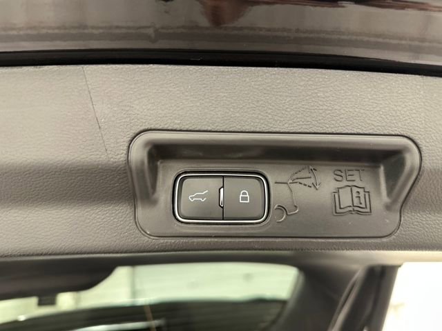 Certified 2025 Ford Explorer ST-Line image 19