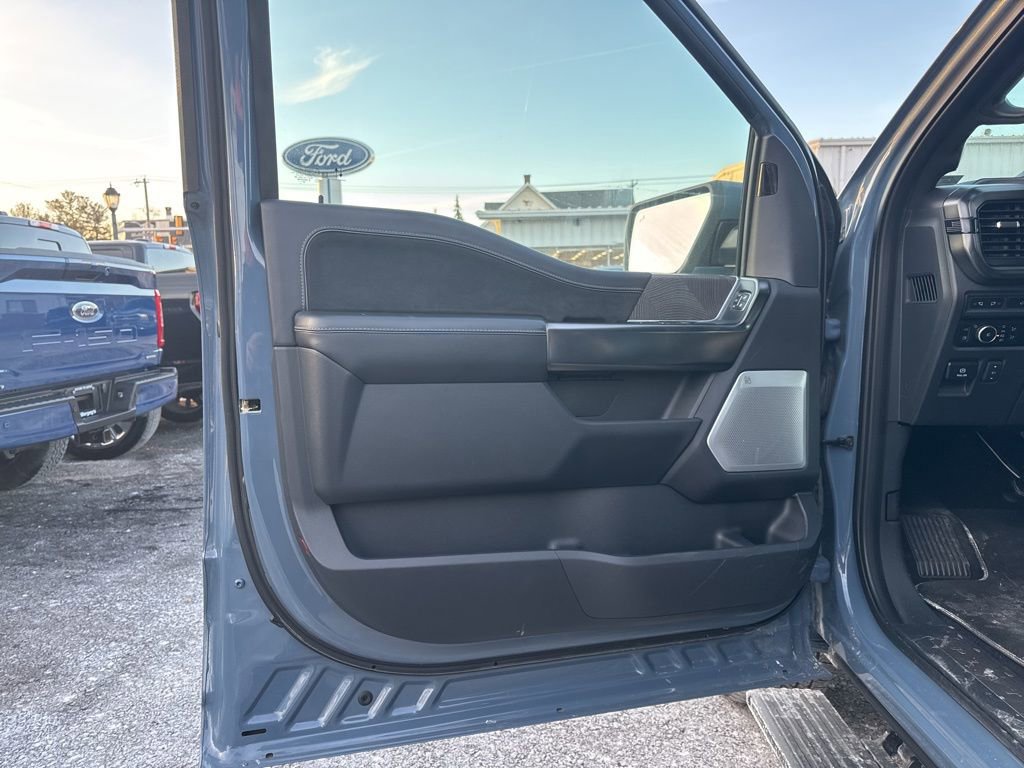 Certified 2023 Ford F150 Platinum w/ Equipment Group 701A High image 17