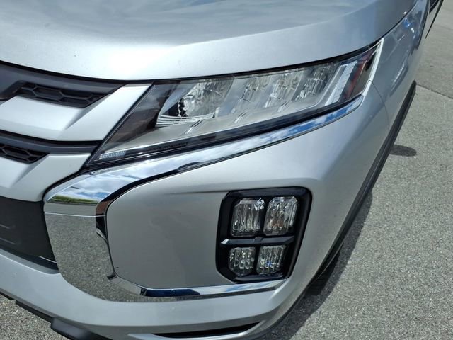 Used 2020 Mitsubishi Outlander Sport ES AWD/4WD image 13
