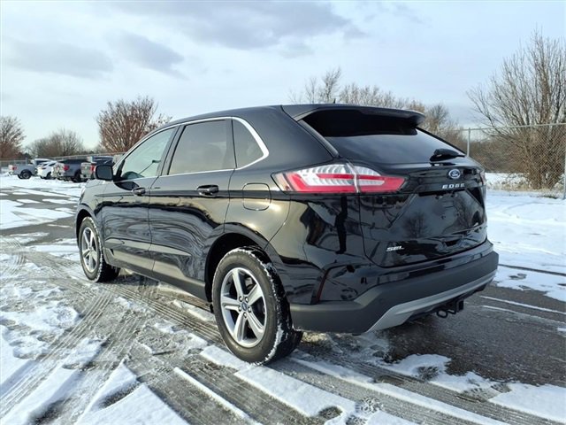 Certified 2022 Ford Edge SEL w/ Convenience Package image 8