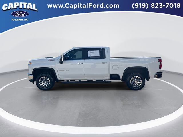 Used 2021 Chevrolet Silverado 2500 LTZ w/ LTZ Convenience Package image 3