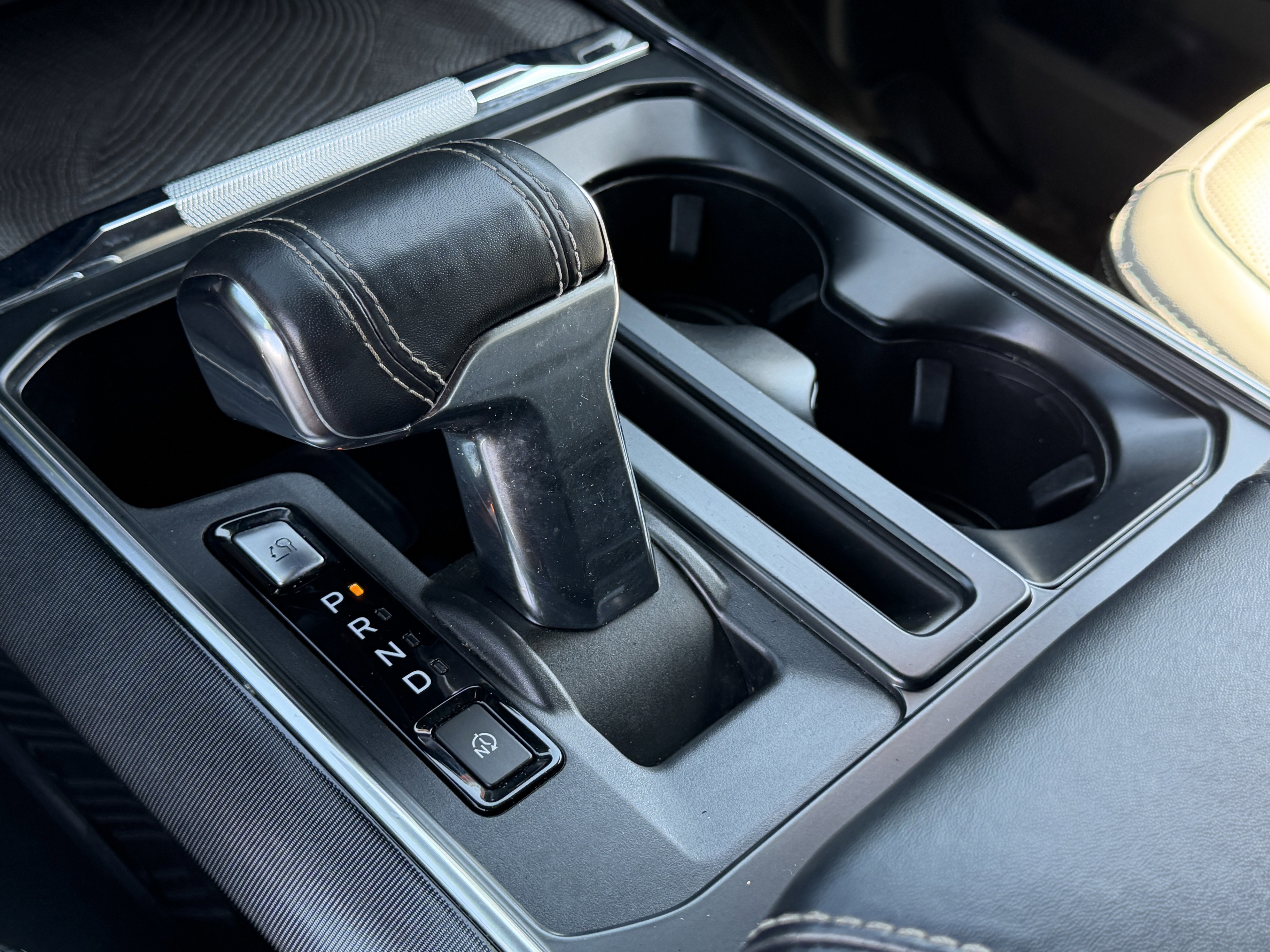 Certified 2023 Ford F150 Lightning Platinum image 21