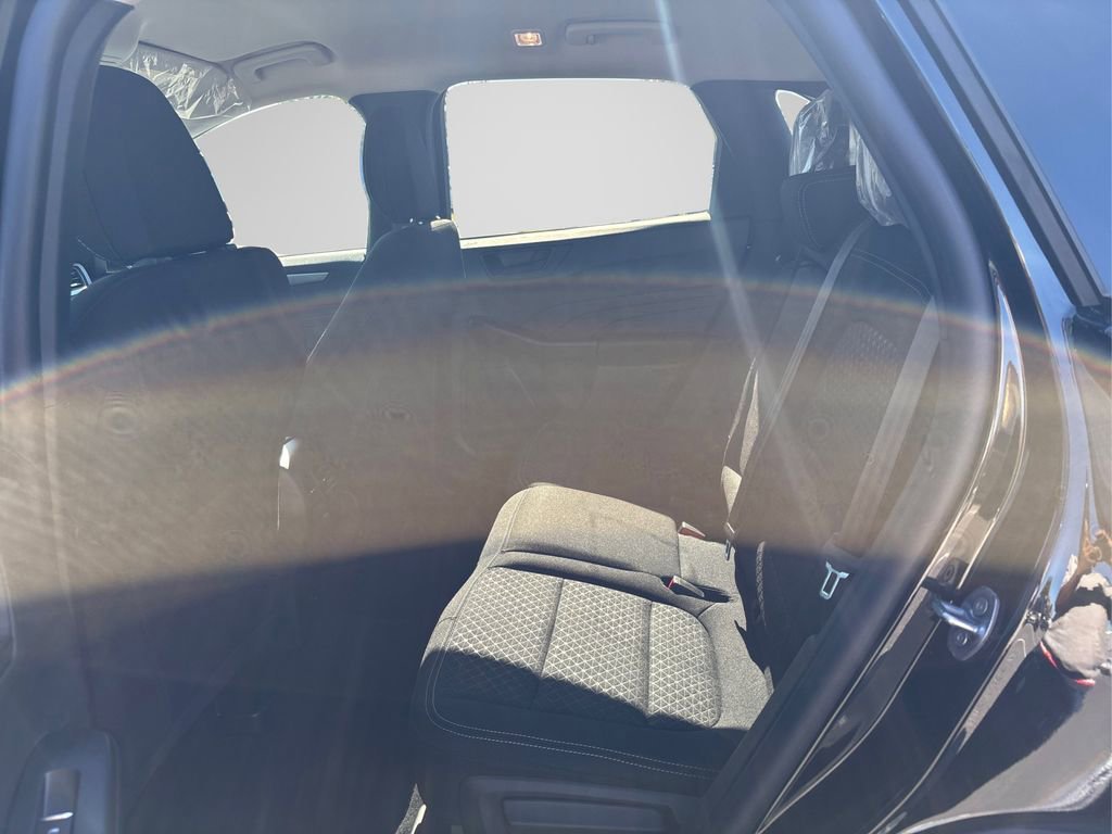 Certified 2025 Ford Escape Active w/ Cold Weather Package image 18
