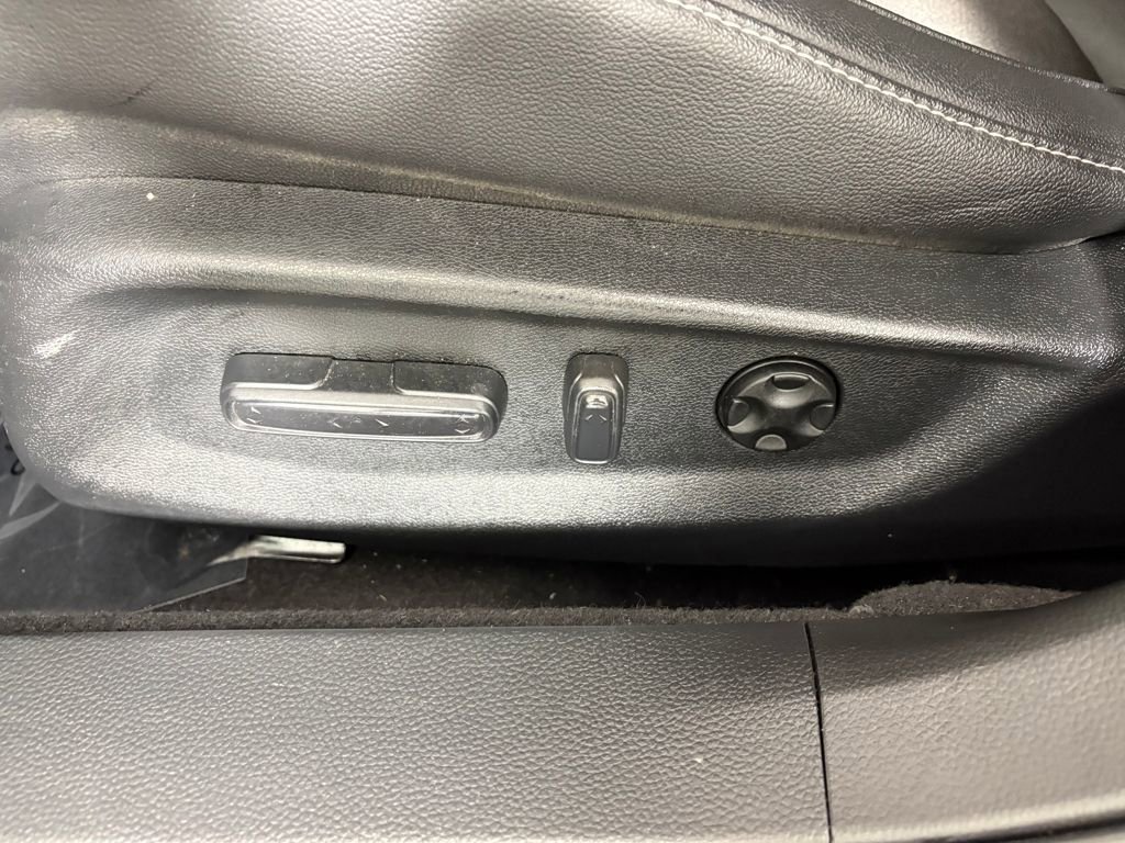 Used 2019 Honda Accord Sport image 15