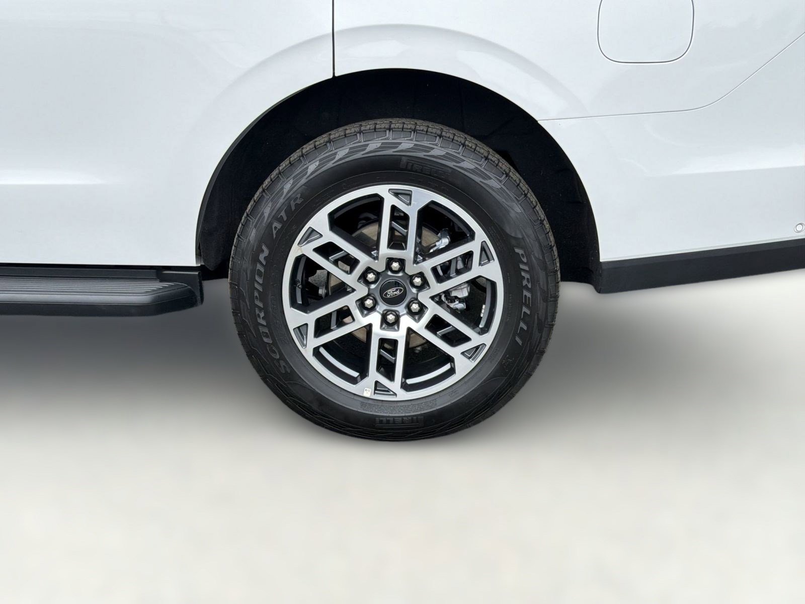 Certified 2025 Ford Expedition Active AWD/4WD image 12