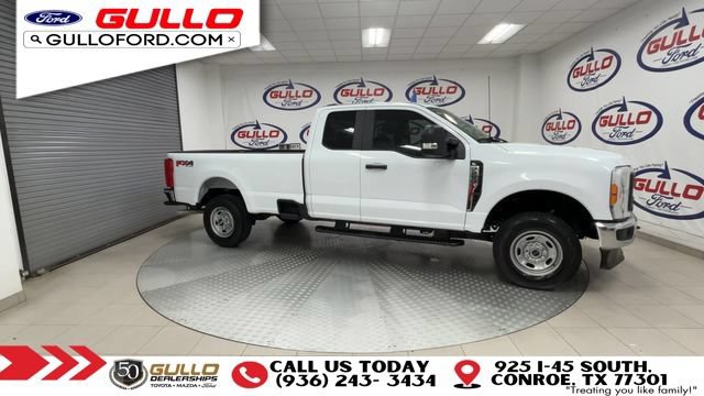 Certified 2023 Ford F250 XL w/ FX4 Off-Road Package AWD/4WD image 3