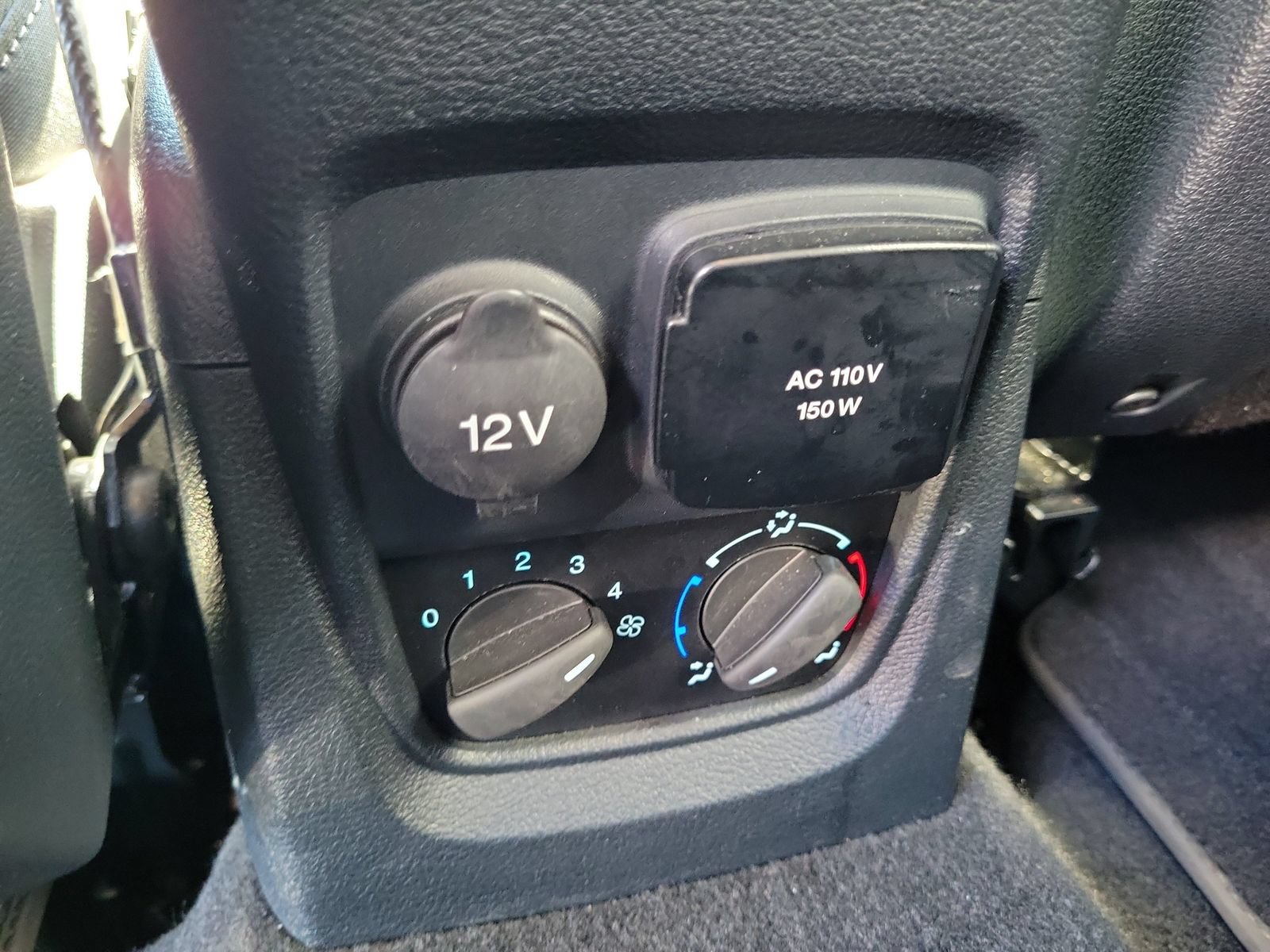 Certified 2021 Ford Transit Connect XLT FWD image 26