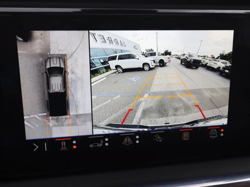 Used 2025 GMC Sierra 3500 Denali Ultimate AWD/4WD image 6