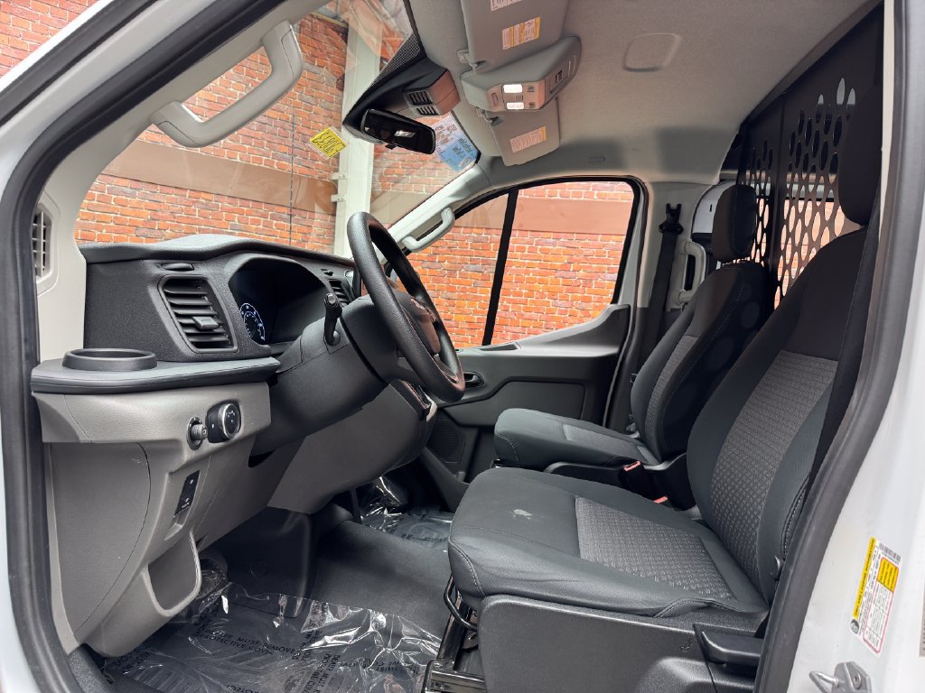 Certified 2025 Ford Transit 250 Low Roof w/ Exterior Upgrade Package RWD image 23
