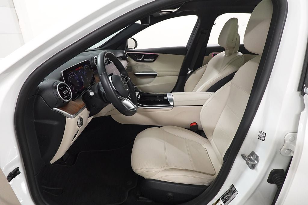 Used 2025 Mercedes-Benz C 300 4MATIC Sedan image 24