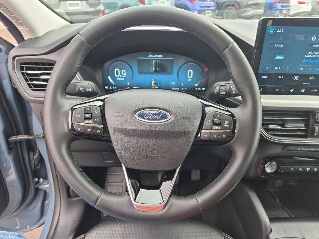 Certified 2025 Ford Escape Platinum AWD/4WD image 18
