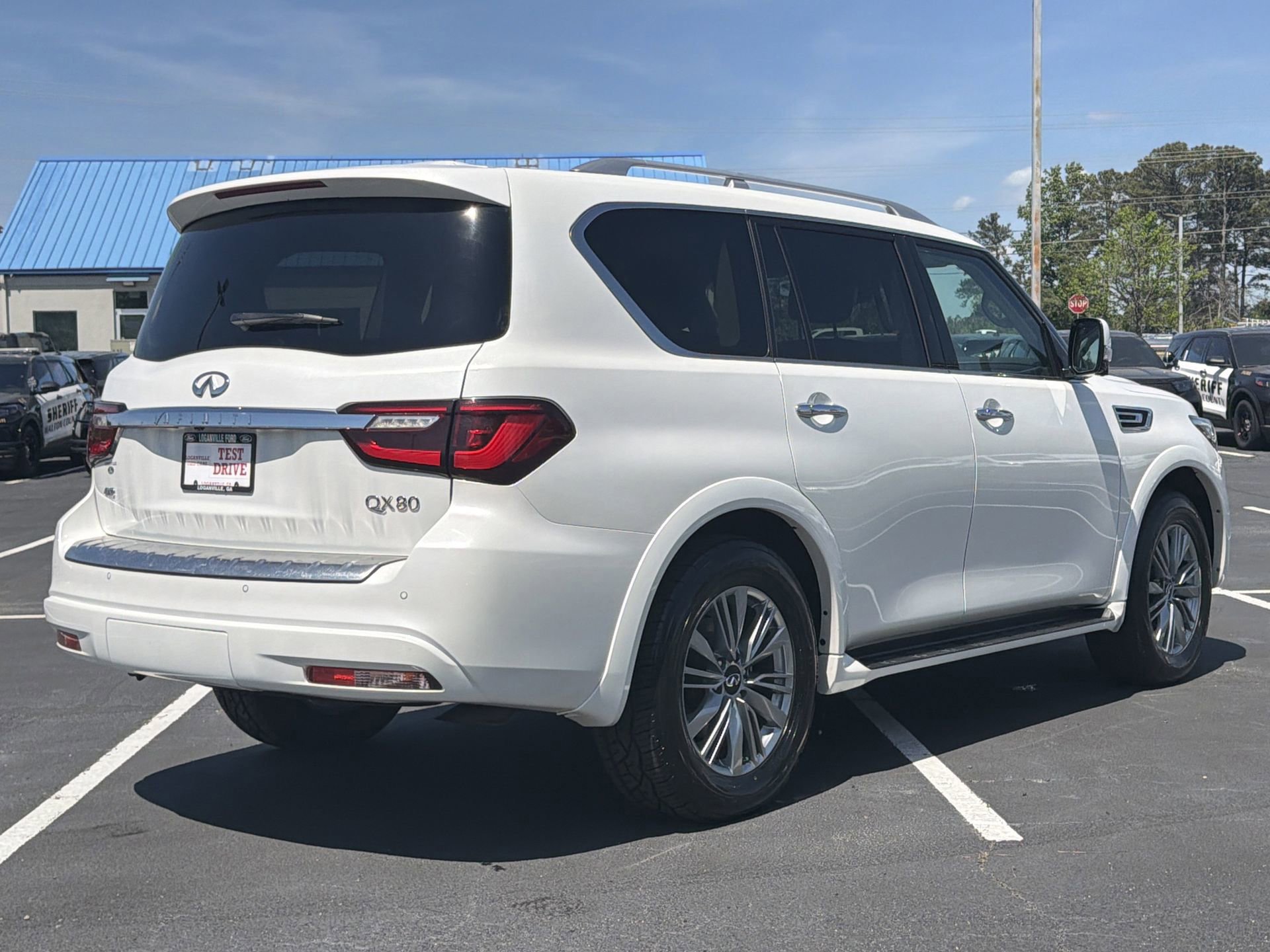 Used 2024 INFINITI QX80 Luxe AWD/4WD image 4