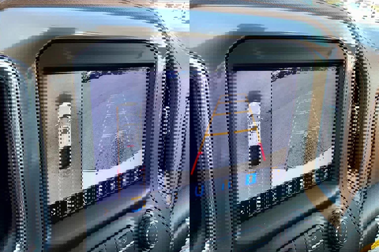 Used 2021 Chevrolet Silverado 1500 High Country w/ Technology Package image 26