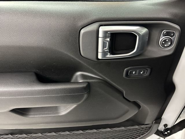 Used 2024 Jeep Wrangler Rubicon image 5