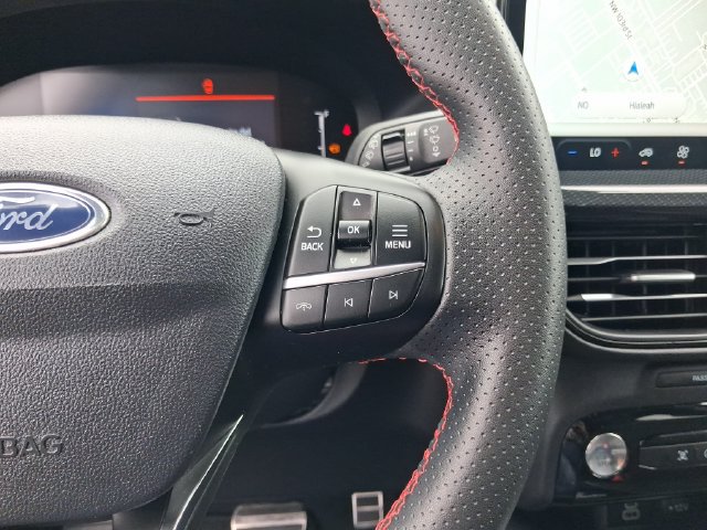 Certified 2024 Ford Escape ST-Line w/ Tech Pack #1 FWD image 18
