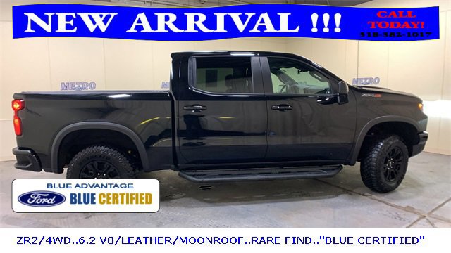 Used 2022 Chevrolet Silverado 1500 ZR2 w/ Technology Package image 8