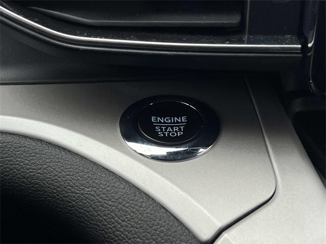 Certified 2023 Ford Explorer XLT w/ Equipment Group 202A image 30