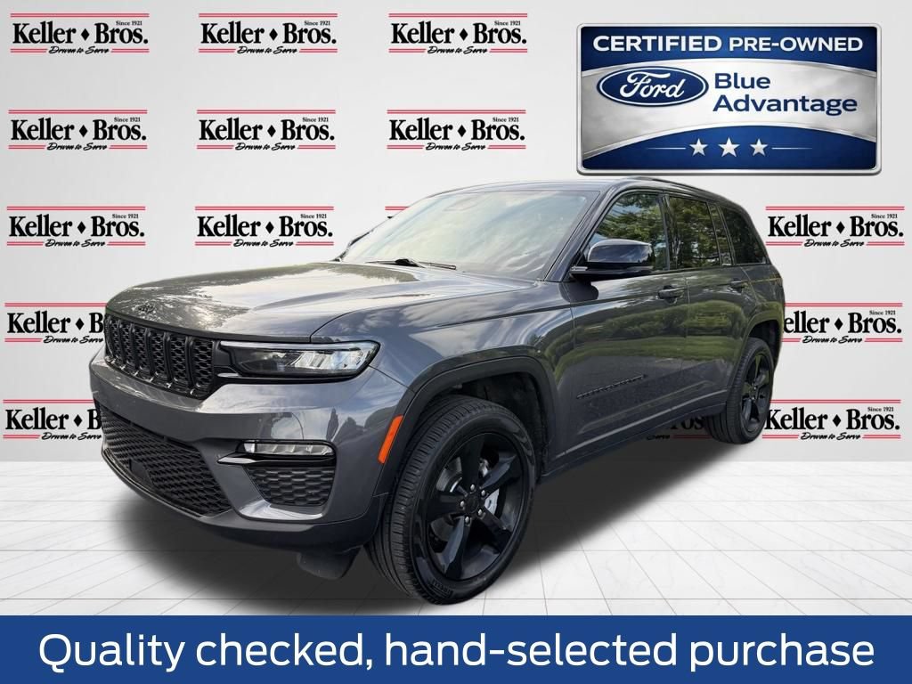 Used 2025 Jeep Grand Cherokee Limited w/ Black Appearance Package AWD/4WD image 3