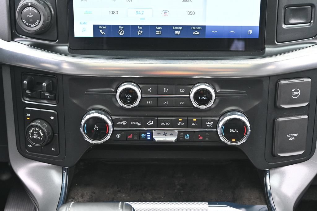Certified 2022 Ford F150 Lariat w/ Equipment Group 502A High AWD/4WD image 32