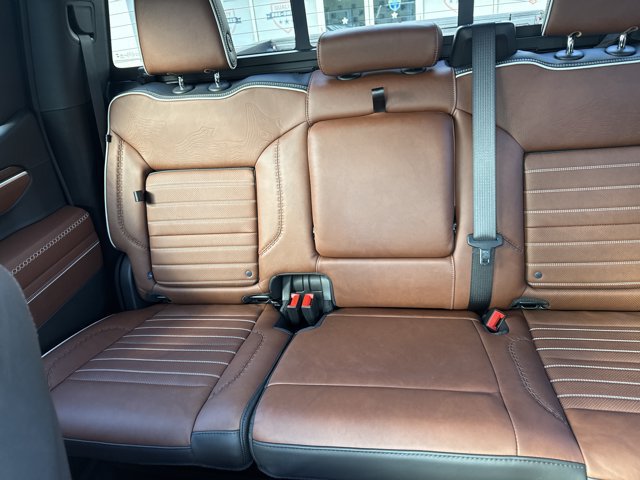 Used 2025 GMC Sierra 1500 Denali Ultimate AWD/4WD image 17