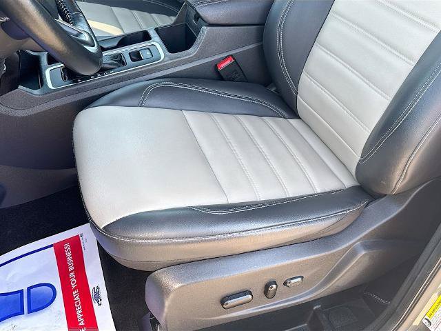 Certified 2019 Ford Escape SEL AWD/4WD image 16